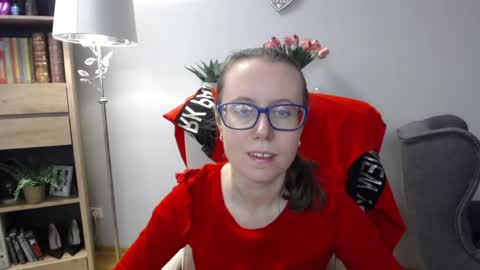 Snapshot of lizzy_sparkle chatting on 03/24/26, 05:23 Lizzy online show from 03/24/26, 05:23