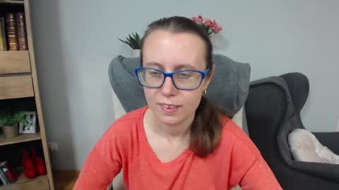 Snapshot of lizzy_sparkle chatting on 05/20/26, 04:29 Lizzy online show from 05/20/26, 04:29