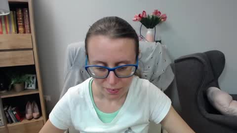 Snapshot of lizzy_sparkle chatting on 06/01/26, 04:25 Lizzy online show from 06/01/26, 04:25