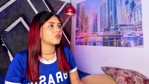 Snapshot of lizzy_sweet2 chatting on 10/23/25, 03:50 lizzy_sweet2 online show from 10/23/25, 03:50