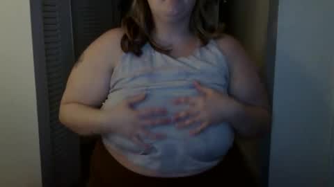 Snapshot of lizzybethxx chatting on 01/23/25, 12:25 lizzybethxx online show from 01/23/25, 12:25