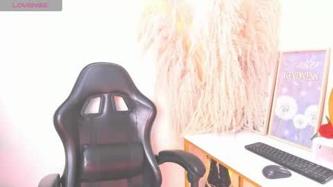 Lizzy  online show from 09/26/25, 05:00