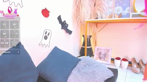 Lizzy  online show from 10/12/25, 05:06