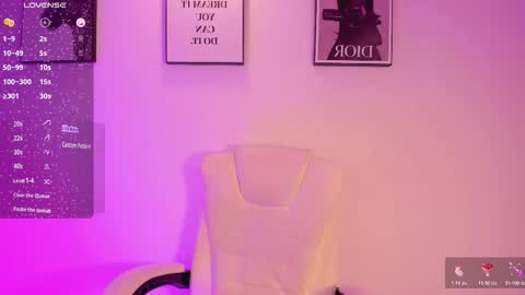 lizzyponcee online show from 10/26/25, 12:33