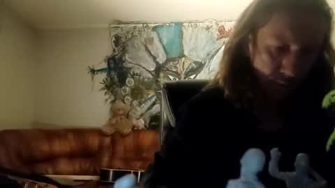 Snapshot of lkonig504475 chatting on 10/21/25, 10:32 lkonig504475 online show from 10/21/25, 10:32