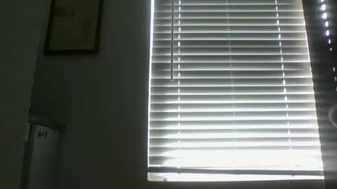 Snapshot of llzonall chatting on 11/06/25, 03:24 DC online show from 11/06/25, 03:24