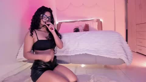 Kloe see you 28-11  to celebrate my birthday online show from 09/27/25, 01:43