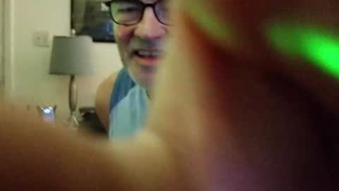 Snapshot of lngdickdaddy chatting on 10/19/25, 01:06 LongDick Daddy online show from 10/19/25, 01:06