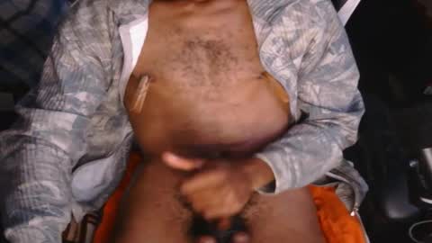 MaskedGooner online show from 12/17/25, 05:02