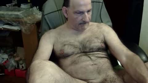 loades182025 online show from 12/05/25, 04:32