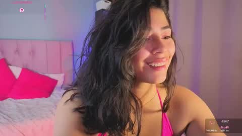 Snapshot of loaluxury chatting on 12/05/25, 01:31 Pamela online show from 12/05/25, 01:31