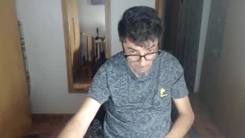 lobosolitario73 online show from 09/29/25, 02:27