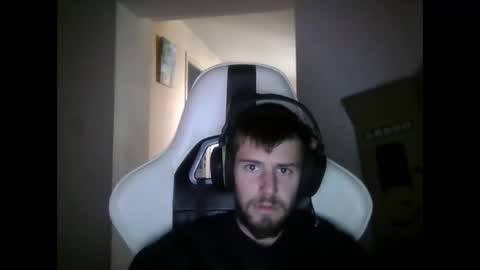 Snapshot of lobotomy54 chatting on 10/02/25, 10:22 lobo online show from 10/02/25, 10:22