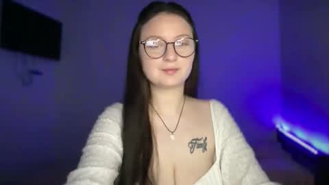 locaalis1 online show from 10/09/25, 10:46