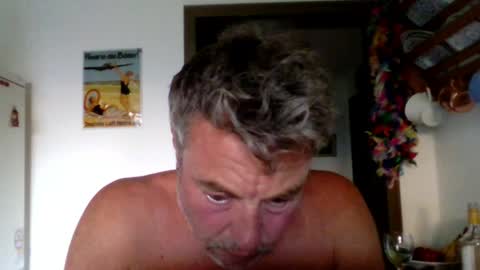 Snapshot of lofe_1978 chatting on 06/06/26, 06:34 lofe_1978 online show from 06/06/26, 06:34