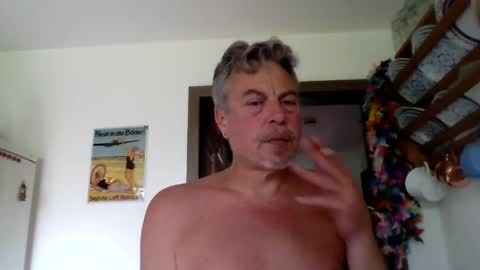 Snapshot of lofe_1978 chatting on 06/07/26, 06:39 lofe_1978 online show from 06/07/26, 06:39