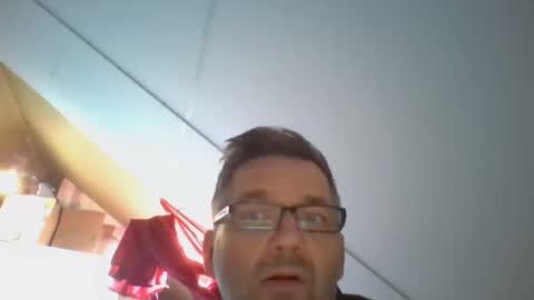 lofkok online show from 04/12/26, 11:04