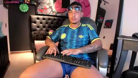 Snapshot of logan_price chatting on 06/18/26, 03:38 LOGAN online show from 06/18/26, 03:38