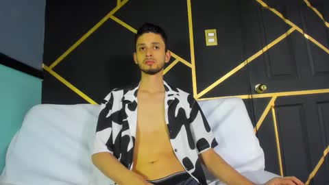 Logan Rogers online show from 09/13/25, 04:29