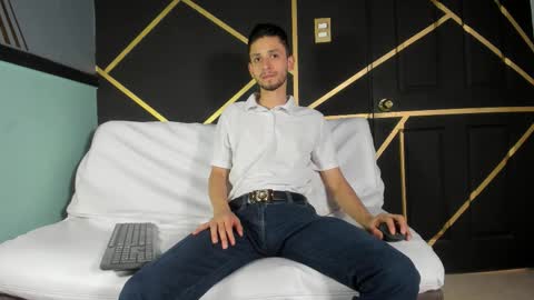 Logan Rogers online show from 09/27/25, 12:21