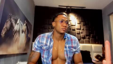 logan_varela online show from 12/09/24, 10:41