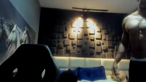 logan_varela online show from 12/13/24, 11:02