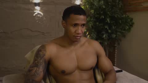 Snapshot of logan_varela chatting on 10/11/25, 06:17 logan_varela online show from 10/11/25, 06:17