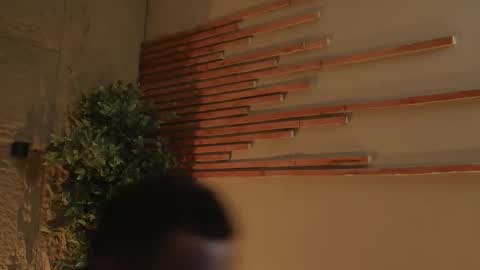 Snapshot of logan_varela chatting on 10/16/25, 11:22 logan_varela online show from 10/16/25, 11:22