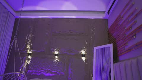 logan_varela online show from 05/21/26, 02:57