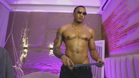 logan_varela online show from 06/05/26, 07:41