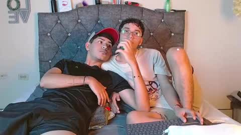 logan_willyams_ online show from 09/17/25, 09:38