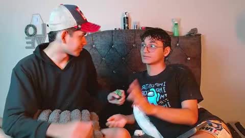 logan_willyams_ online show from 09/21/25, 09:49