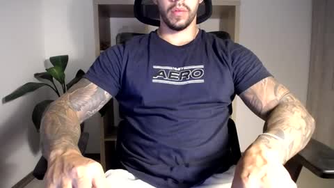 Logan Wolfp online show from 05/06/26, 11:32