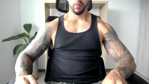 Logan Wolfp online show from 05/11/26, 07:55