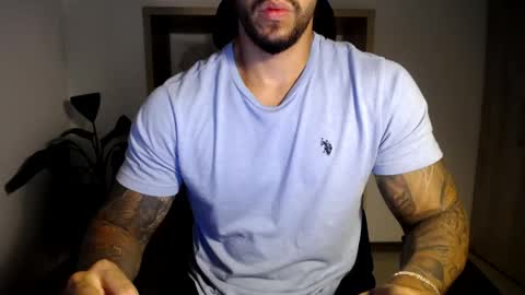 Logan Wolfp online show from 05/18/26, 04:18
