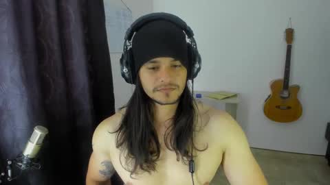 Snapshot of loganhot22 chatting on 03/03/25, 08:11 Logan online show from 03/03/25, 08:11