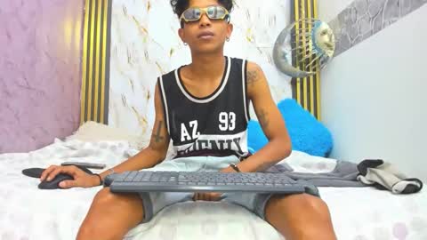 loganjhonson18 online show from 05/16/26, 02:05