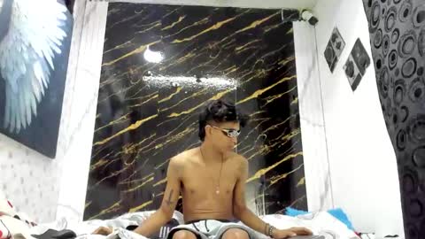 loganjhonson18 online show from 06/06/26, 12:43