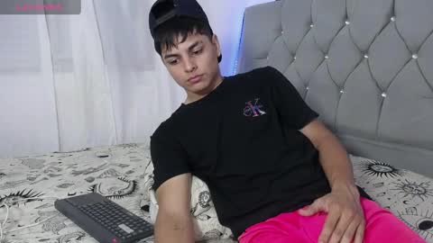 Snapshot of loganjhonson19 chatting on 04/03/26, 03:15 loganjhonson19 online show from 04/03/26, 03:15