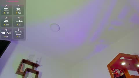 logantwink18 online show from 11/07/25, 01:44