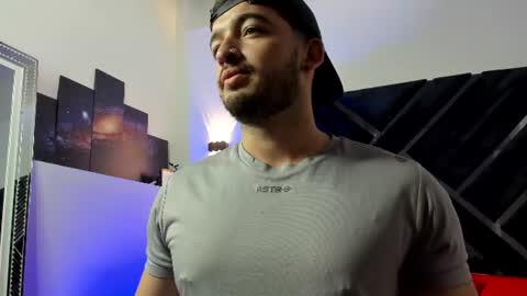 Logan Wolf online show from 07/19/26, 06:11