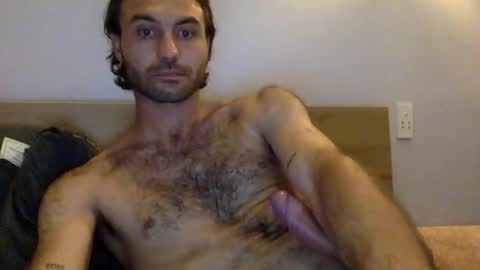 Snapshot of logeil27 chatting on 11/03/25, 05:42 logeil27 online show from 11/03/25, 05:42