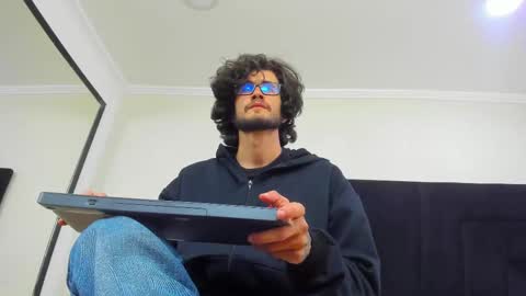 Loggan online show from 03/06/25, 03:13