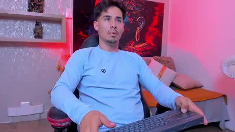 Snapshot of loghan_fox chatting on 10/07/25, 03:47 Loghan online show from 10/07/25, 03:47