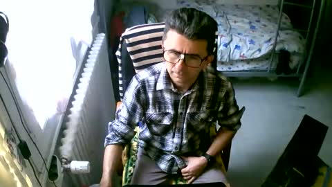 Snapshot of lokoum39 chatting on 10/30/25, 10:16 lokoum39 online show from 10/30/25, 10:16