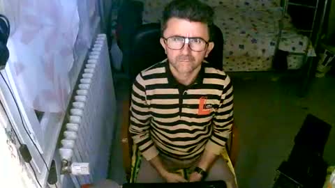 Snapshot of lokoum39 chatting on 11/04/25, 05:23 lokoum39 online show from 11/04/25, 05:23