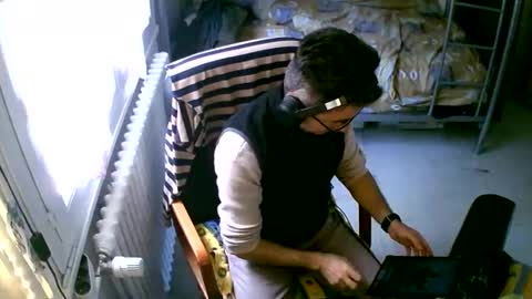 Snapshot of lokoum39 chatting on 11/18/25, 12:09 lokoum39 online show from 11/18/25, 12:09