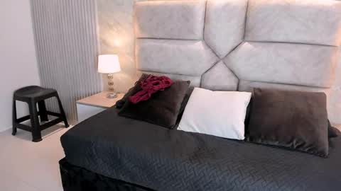 Lola Sweet online show from 01/12/25, 10:23
