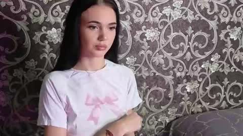 lola_agness online show from 09/08/25, 10:09