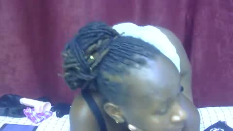Snapshot of lola_beib chatting on 03/15/26, 08:15 lola_beib online show from 03/15/26, 08:15